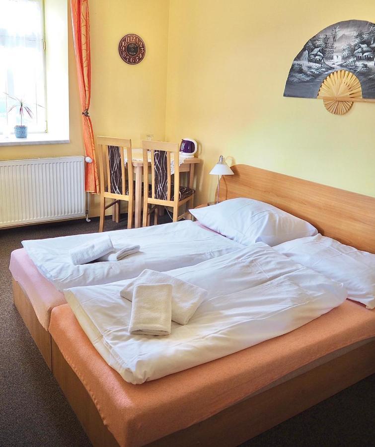Penzion Vyhlidka Janovicky Broumov Buitenkant foto