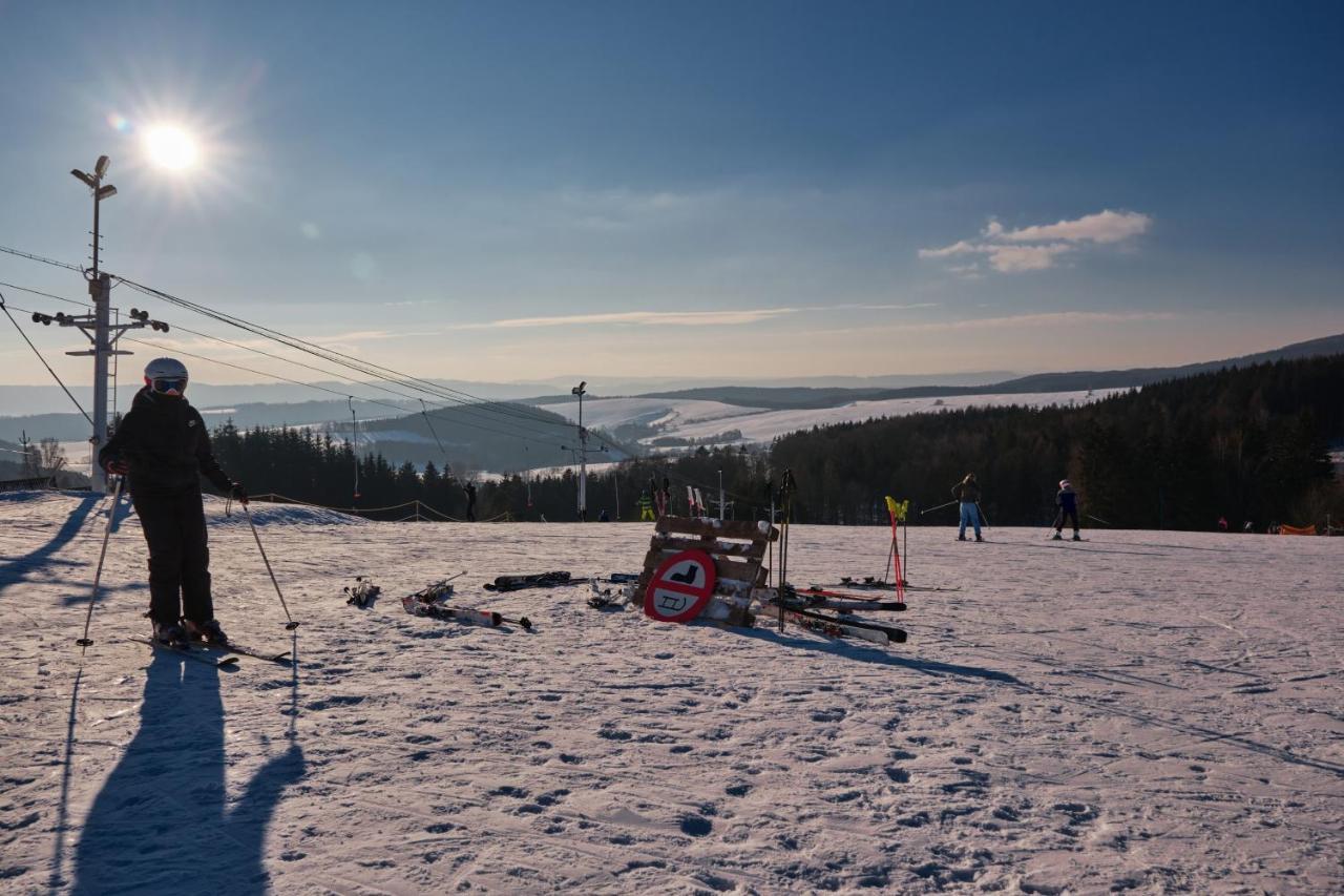 Penzion Vyhlidka Janovicky Broumov Buitenkant foto